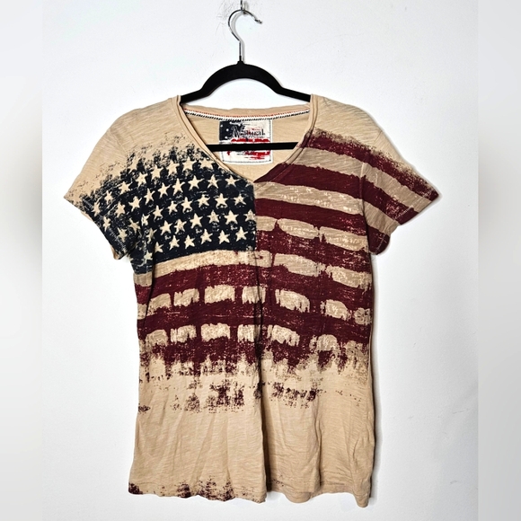Original Retro Brand Tops - Natural‎ Reflections American Flag Tan Blue Red Graphic Patriotic Tee Womens Med